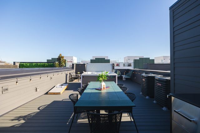 1406 Napoleon St, Nashville, TN 37207