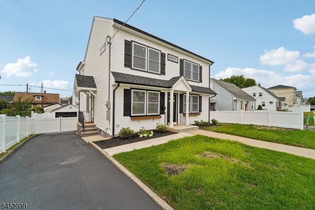 324 Thomas Ave, Lyndhurst Twp., NJ 07071