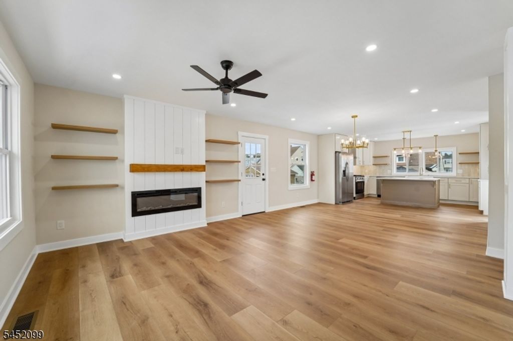 324 Thomas Ave, Lyndhurst Twp., NJ 07071 — photo 5