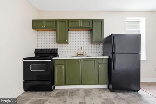 1729 W VENANGO ST, Philadelphia, PA 19140