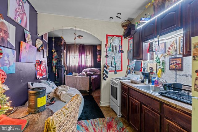 1729 W VENANGO ST, Philadelphia, PA 19140