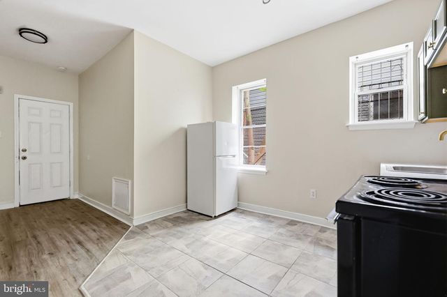 1729 W VENANGO ST, Philadelphia, PA 19140