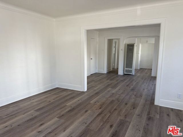 901 S Berendo Street, Los Angeles, CA 90006