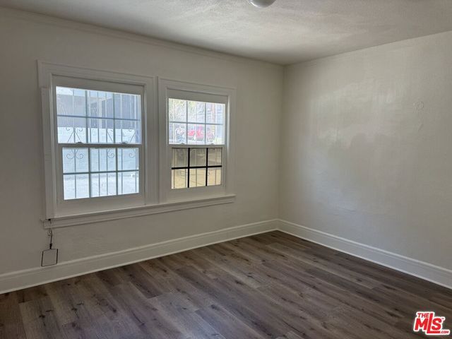 901 S Berendo Street, Los Angeles, CA 90006