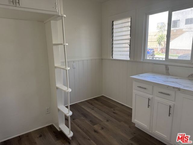 901 S Berendo Street, Los Angeles, CA 90006