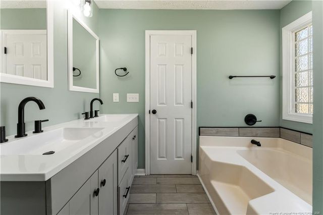 131 Windsor Lane, Raeford, NC 28376