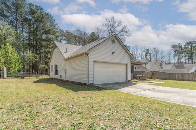 131 Windsor Lane, Raeford, NC 28376