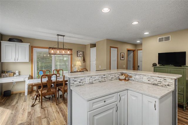 1203 8th Street, Dallas Center, IA 50063