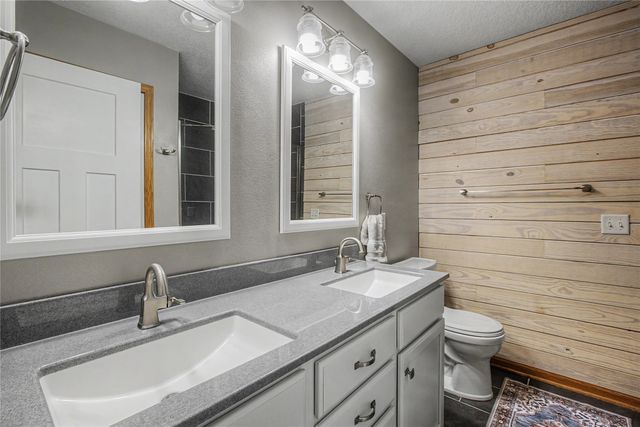 1203 8th Street, Dallas Center, IA 50063