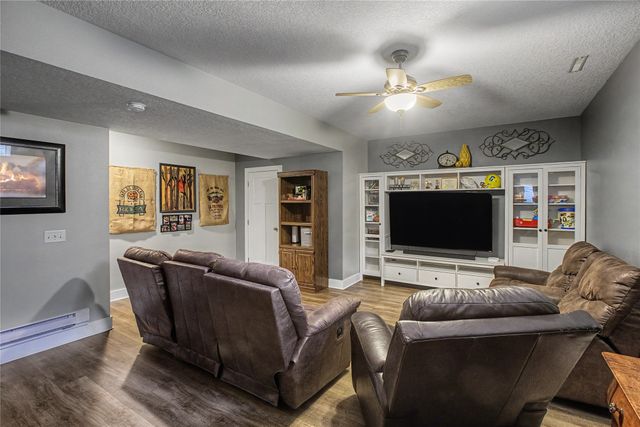 1203 8th Street, Dallas Center, IA 50063