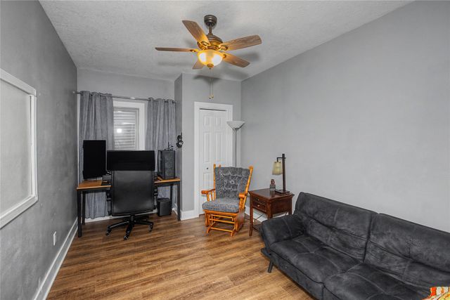 1203 8th Street, Dallas Center, IA 50063