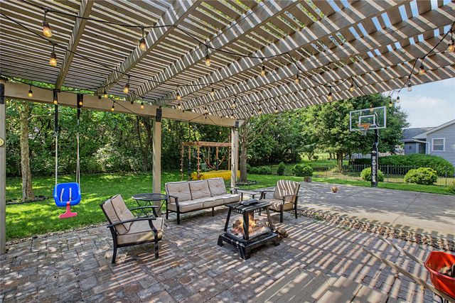 1203 8th Street, Dallas Center, IA 50063