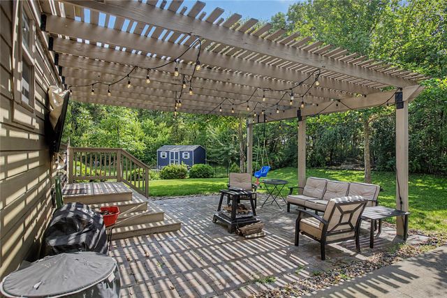 1203 8th Street, Dallas Center, IA 50063