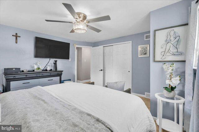 1543 WHEATFIELD LN, Warminster, PA 18974