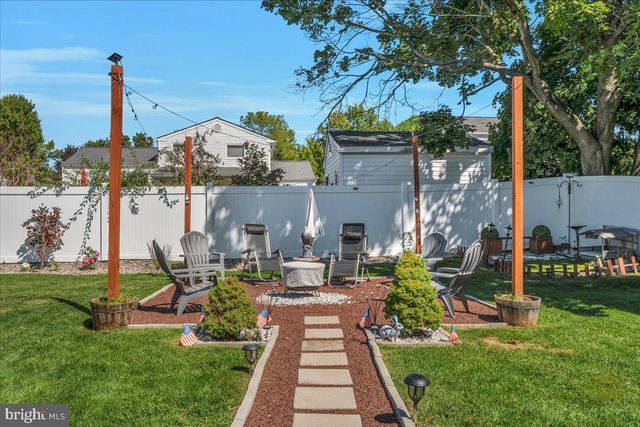 1543 WHEATFIELD LN, Warminster, PA 18974