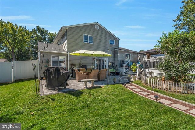 1543 WHEATFIELD LN, Warminster, PA 18974
