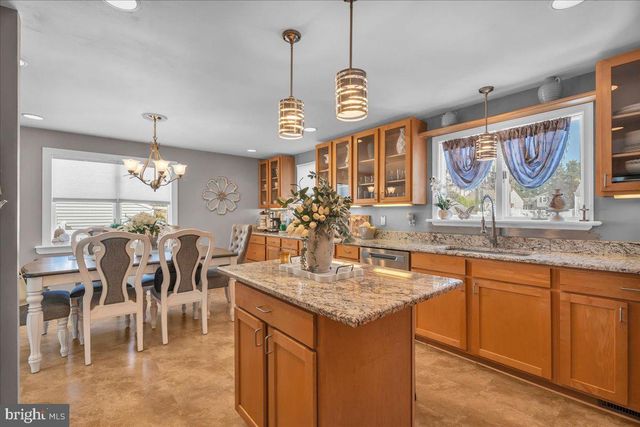 1543 WHEATFIELD LN, Warminster, PA 18974