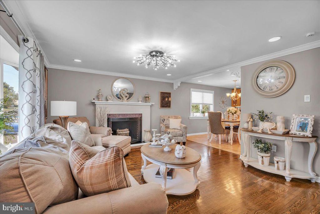 1543 WHEATFIELD LN, WARMINSTER, PA 18974 — photo 4