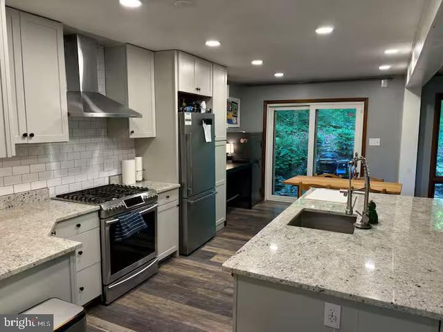 1936 ART SCHOOL RD, Chester Springs, PA 19425