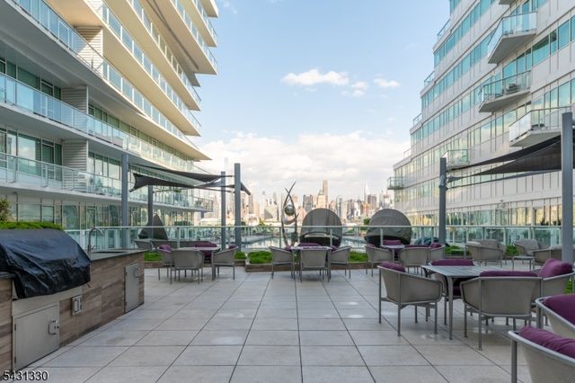 800 Ave Port Imp920 920, Weehawken Twp., NJ 07086