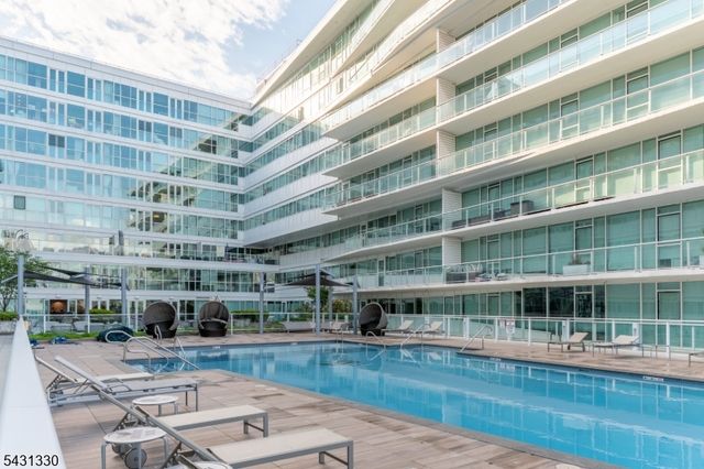 800 Ave Port Imp920 920, Weehawken Twp., NJ 07086
