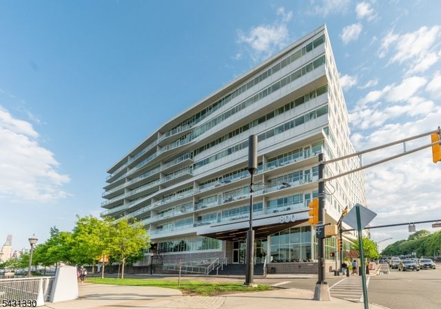 800 Ave Port Imp920 920, Weehawken Twp., NJ 07086
