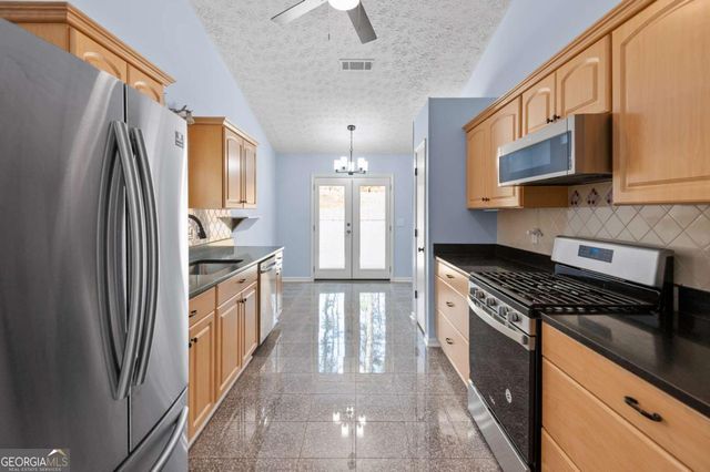 908 River Rock Drive, Woodstock, GA 30188