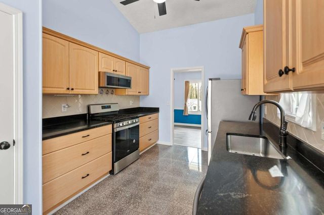 908 River Rock Drive, Woodstock, GA 30188