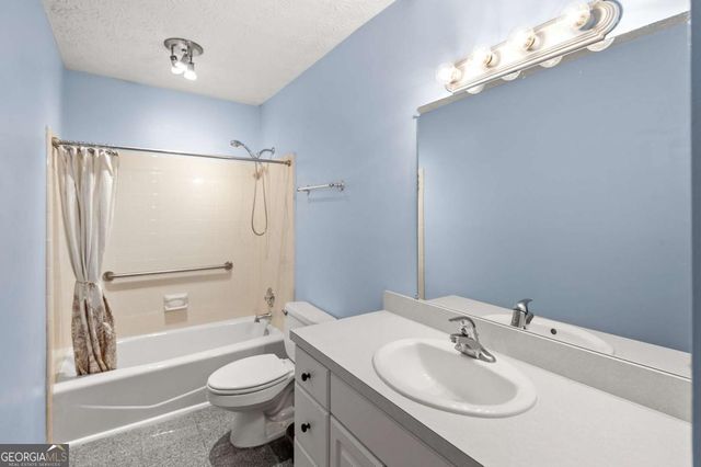 908 River Rock Drive, Woodstock, GA 30188