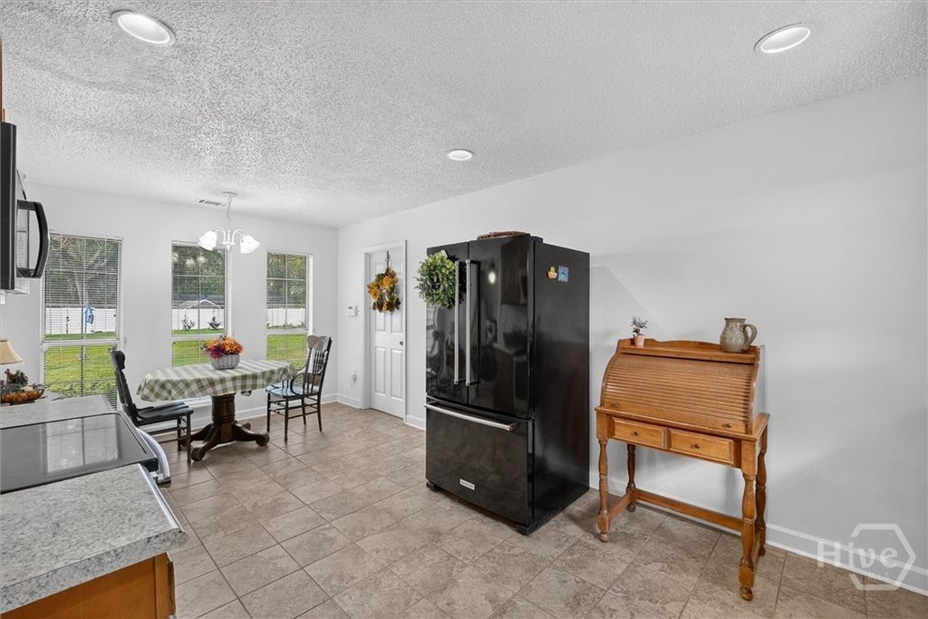 Image 19 of property listing at 378 Brisbon Road, Richmond Hill, GA 31324