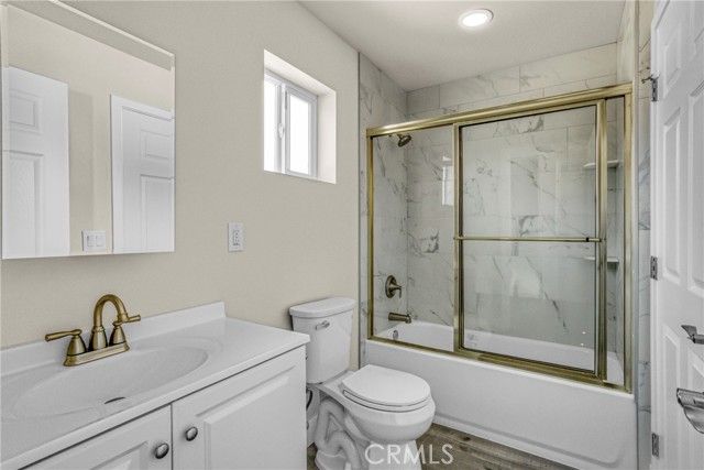 11608 Paso Robles Avenue, Granada Hills (los Angeles), CA 91344