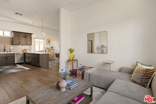 645 Milo Terrace, Los Angeles, CA 90042