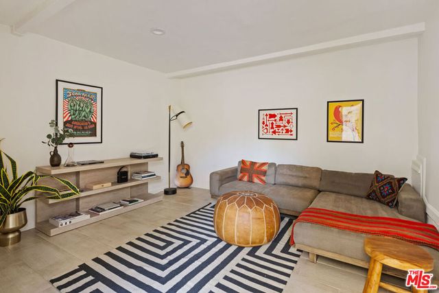 645 Milo Terrace, Los Angeles, CA 90042