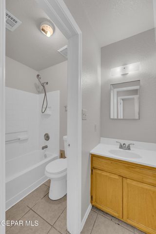 11053 Oasis Drive, El Paso, TX 79936