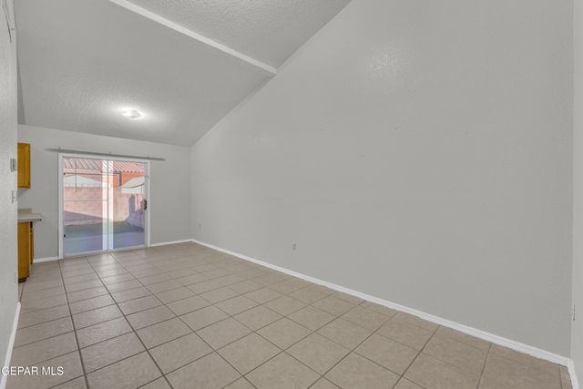 11053 Oasis Drive, El Paso, TX 79936