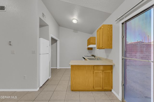 11053 Oasis Drive, El Paso, TX 79936