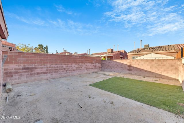 11053 Oasis Drive, El Paso, TX 79936