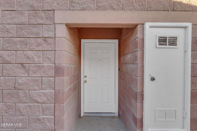 11053 Oasis Drive, El Paso, TX 79936