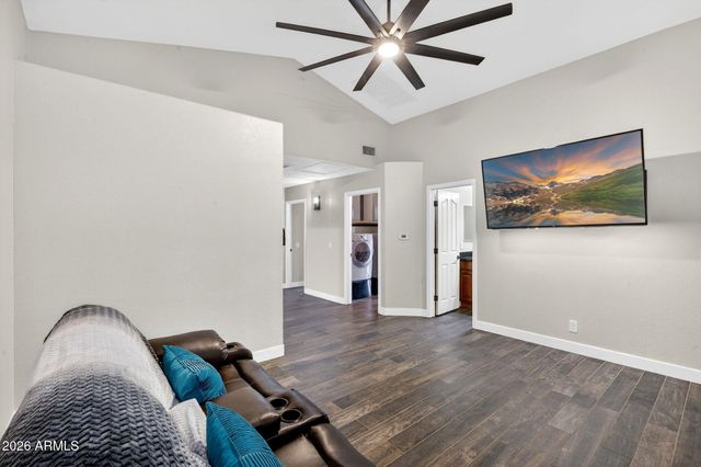 3242 N RICARDO Circle, Mesa, AZ 85215