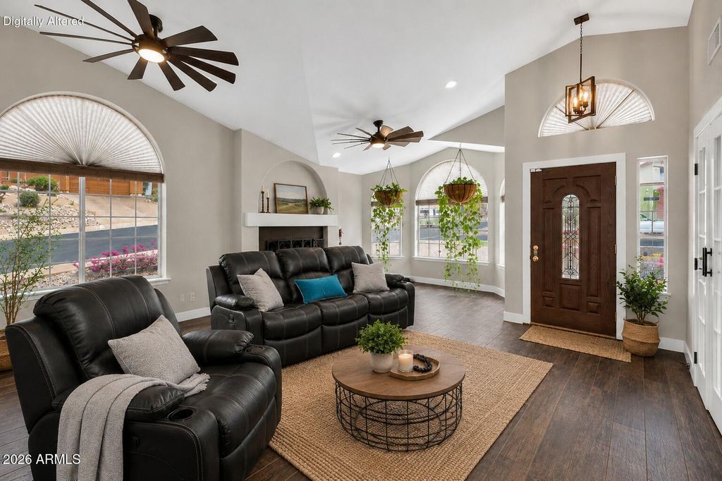 Image 11 of property listing at 3242 N RICARDO Circle, Mesa, AZ 85215