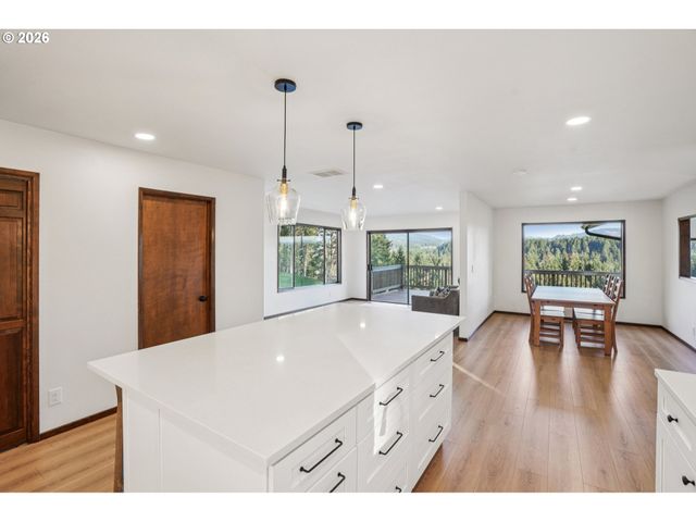 12609 Ne 279TH St, Battle Ground, WA 98604