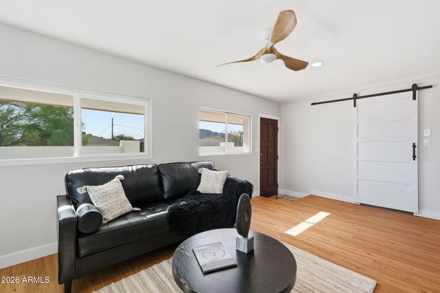 1502 E HATCHER Road, Phoenix, AZ 85020