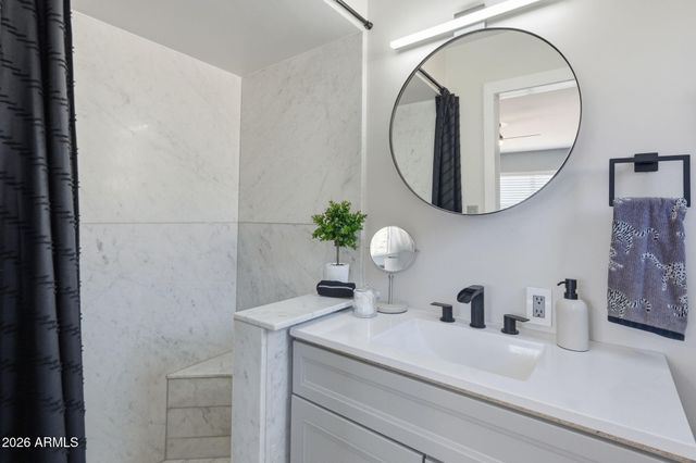 1502 E HATCHER Road, Phoenix, AZ 85020