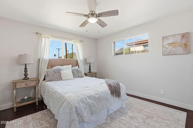 1502 E HATCHER Road, Phoenix, AZ 85020