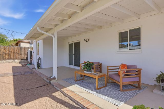 1502 E HATCHER Road, Phoenix, AZ 85020