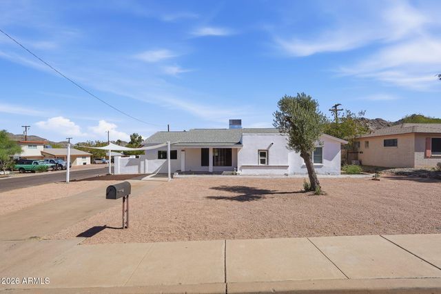 1502 E HATCHER Road, Phoenix, AZ 85020