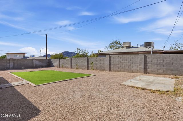 1502 E HATCHER Road, Phoenix, AZ 85020