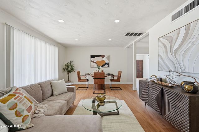 1502 E HATCHER Road, Phoenix, AZ 85020