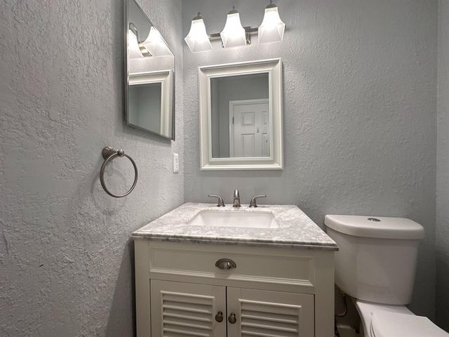 9638 NW 65th Street C10, Tamarac, FL 33321