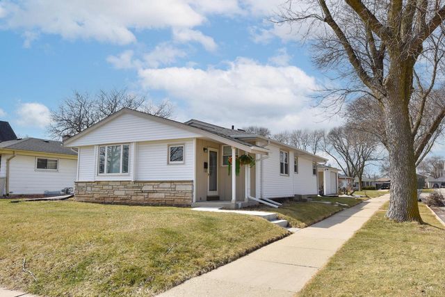4859 N 105th STREET, Milwaukee, WI 53225